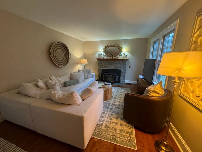 Building Photo - Charming Cape Cod Home with Updated Kitche...