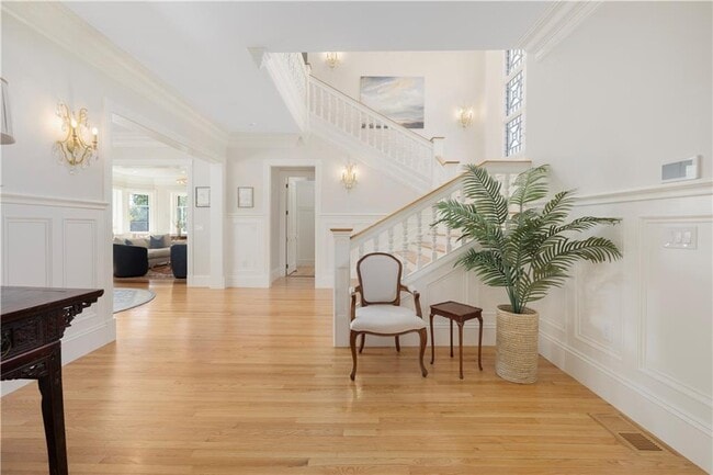 Building Photo - 7 Red Cross Ave