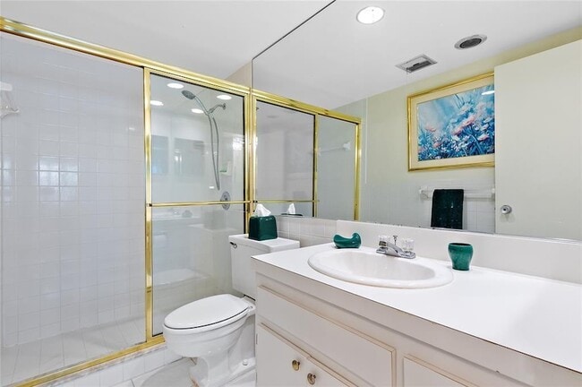 Building Photo - 4010 Galt Ocean Dr