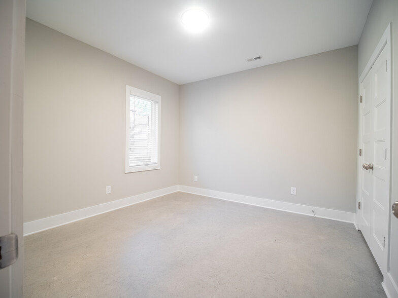 Downstairs Bedroom/Office - 1122 Baptist World Center Dr