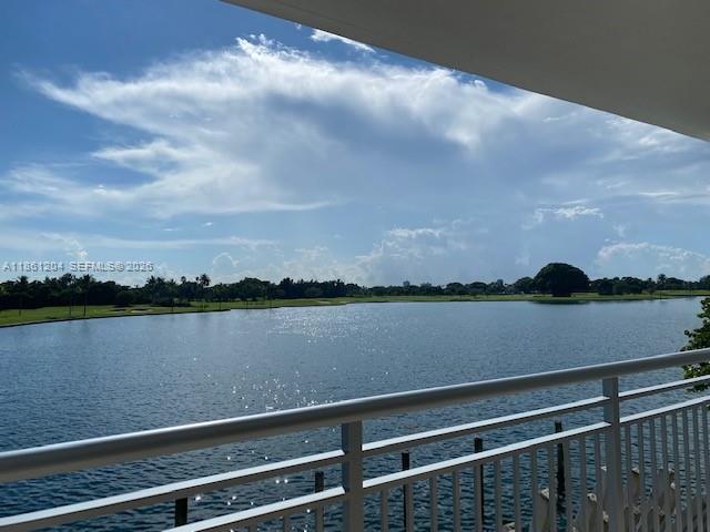 Building Photo - 9250 W Bay Harbor Dr