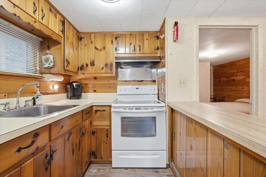 Building Photo - 107 Apple Dr