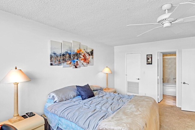 Building Photo - 1421 S Ocean Blvd