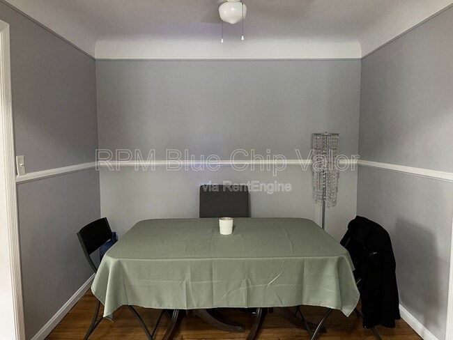 Building Photo - 3522 Pembroke Ave