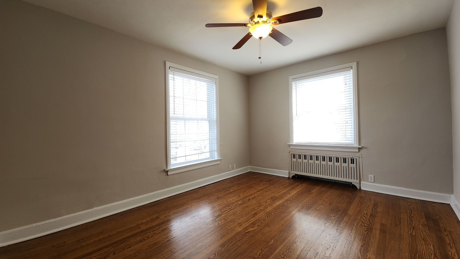 Building Photo - 7754 Kingsbury Blvd