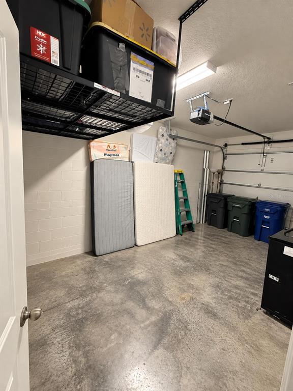 Building Photo - 4416 Aqua Mirage St