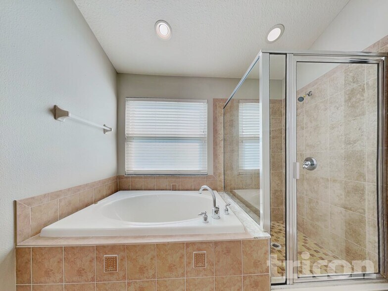 Building Photo - 3537 Heron Island Dr