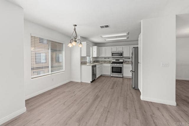 Building Photo - 10340 Wateridge Cir
