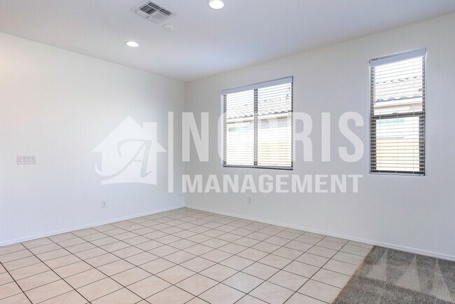 Building Photo - Beautiful Almost Brand New Home in Villago!