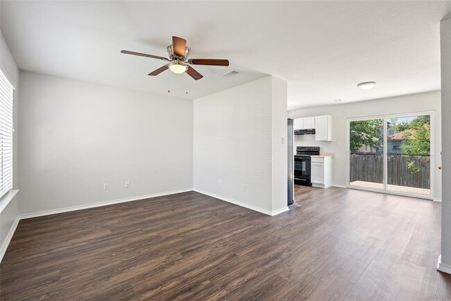Building Photo - 1616 Windy Park Ct