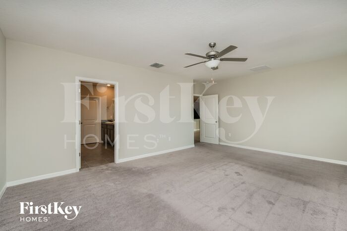 Building Photo - 10501 Fairy Moss Ln