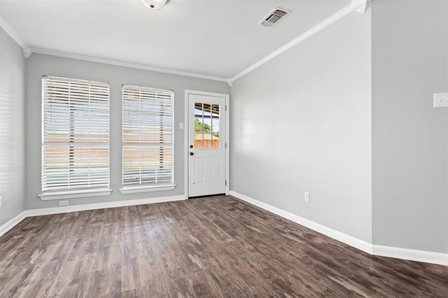 Building Photo - 712 Billups Cir