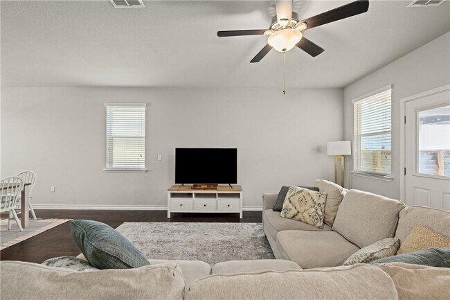 Primary Photo - 5308 Golden Canary Ln