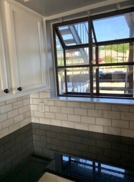 Building Photo - 272 Henry Chandler Dr