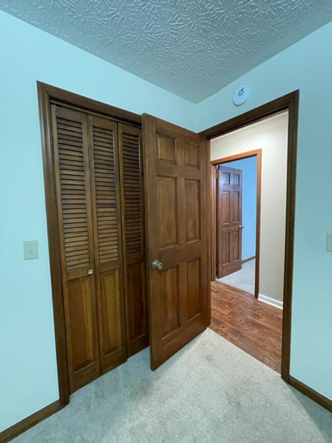 Building Photo - City of Maryville 37803 - 3 bedroom, 2 bat...