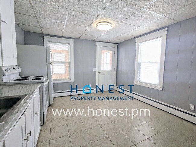 Building Photo - 73 Kennedy Memorial Dr