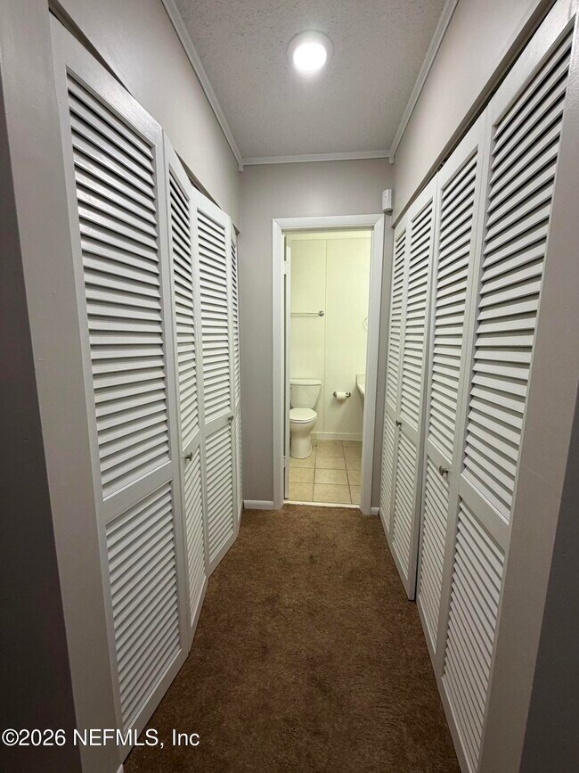 Building Photo - 396 Regency Wood Dr
