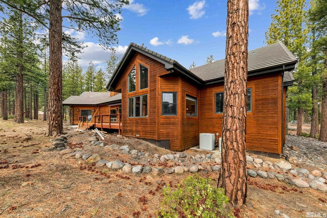 Building Photo - 145 Twinberry Cir