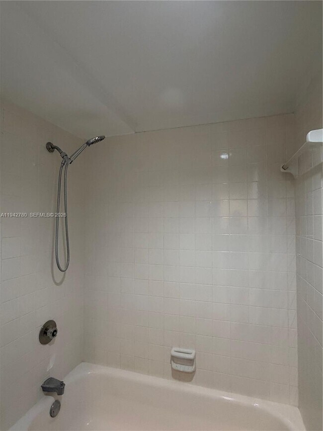 Building Photo - 12 Royal Palm Way