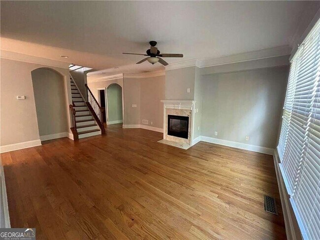 Building Photo - 8730 Sawgrass Way