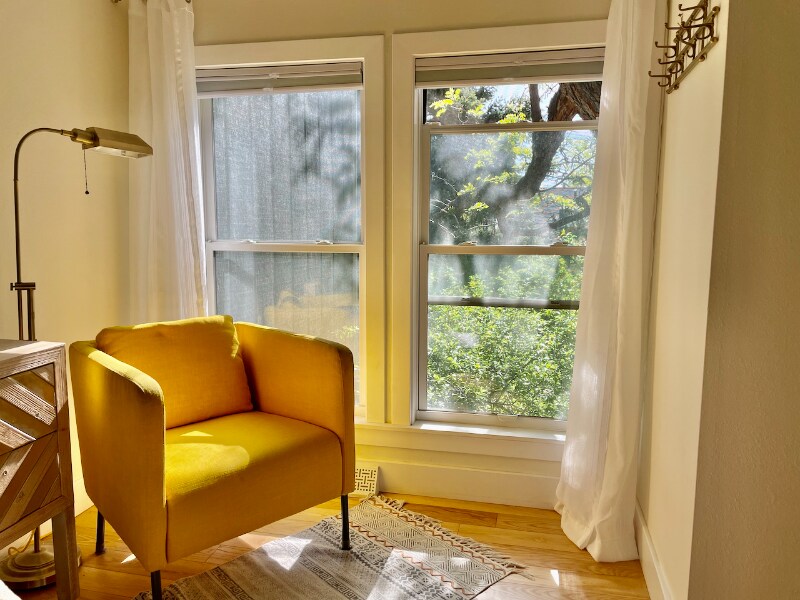 Building Photo - 82 Benthaven Pl