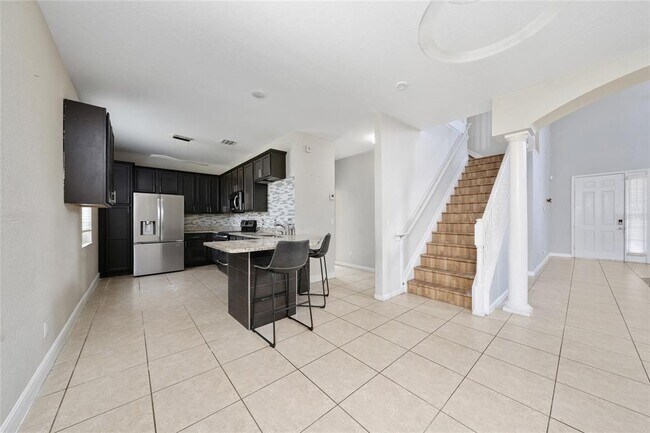 Building Photo - 2962 White Cedar Cir