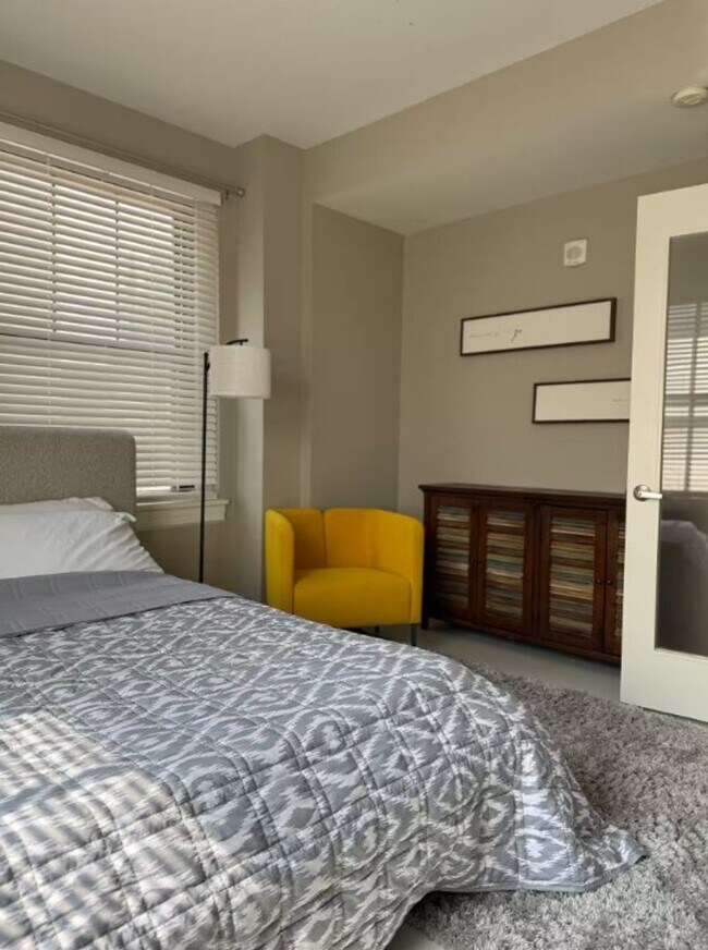 Building Photo - Beautiful Furnished 2-Bed, 2-Bath Condo in the Heart of Downtown Des Moines