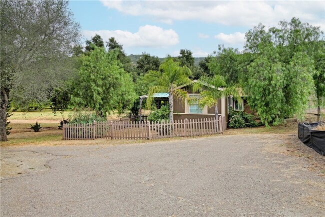 Building Photo - 17825 Bear Valley Ln