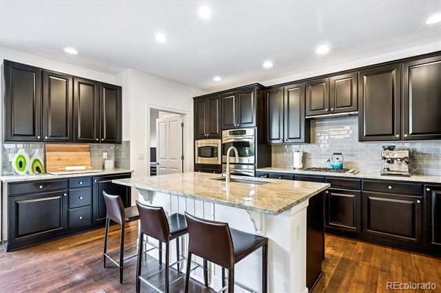 Building Photo - 3496 Ulster St