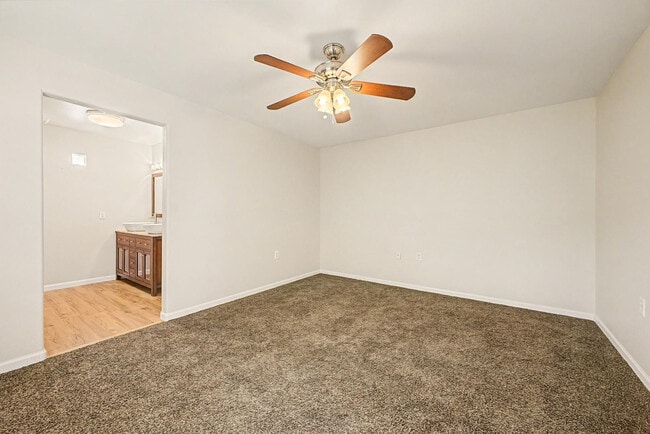 Building Photo - 3221 N 37th St