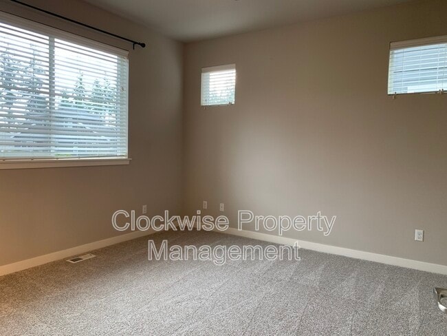 Building Photo - 11457 Portage Pl NW