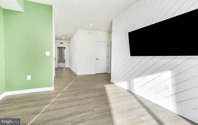 Building Photo - 4627 Olivine Dr