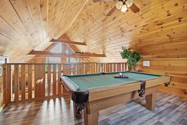 Building Photo - 2842 Easy St