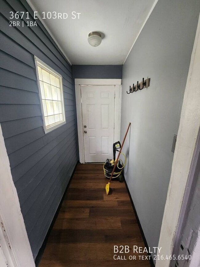 Building Photo - 3671 E 103rd St