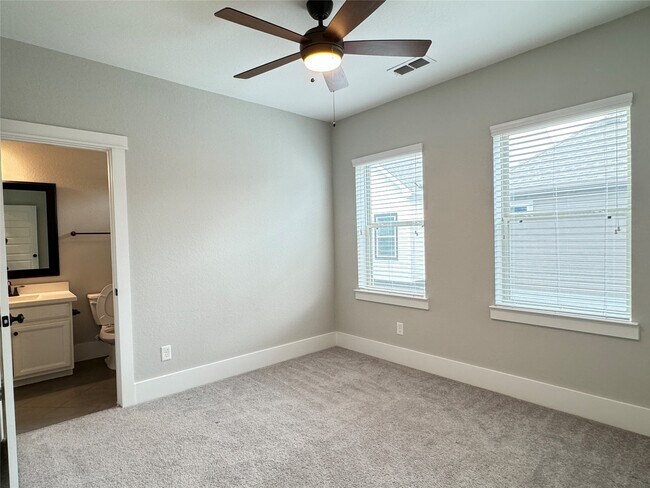 Building Photo - 12547 Malachite Wy