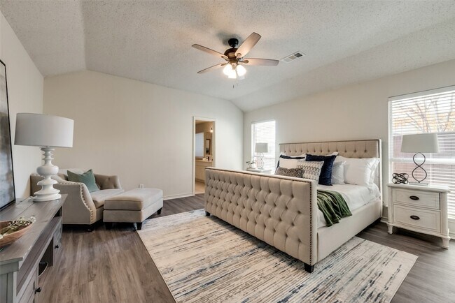 Building Photo - 5509 Fruitwood Dr