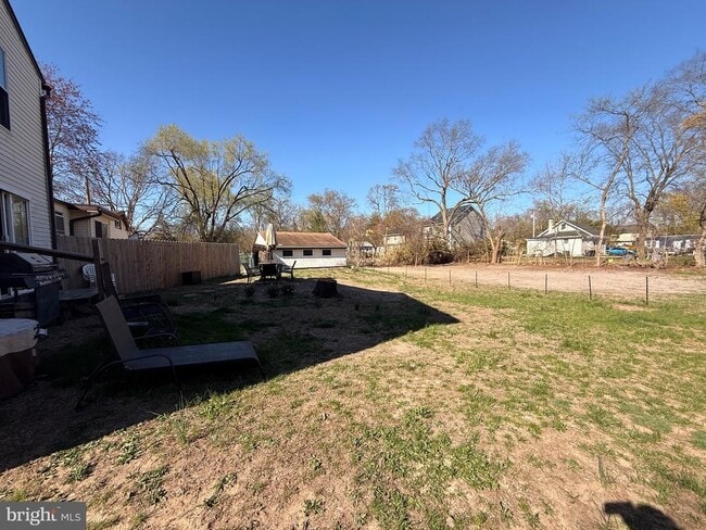 Building Photo - 335 Myrtle Ave