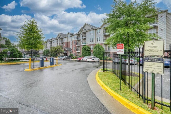 Building Photo - 1580 Spring Gate Dr.