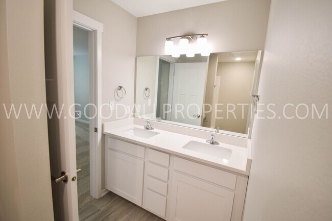Building Photo - 16609 Wilden Dr