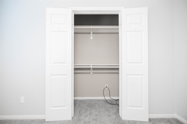 Building Photo - 13165 Snow Ln