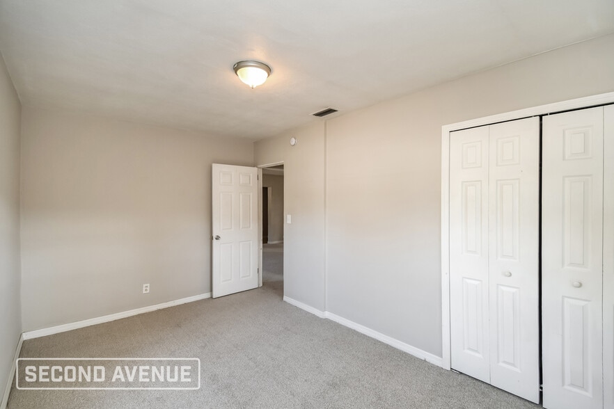 Building Photo - 3645 Peach Dr