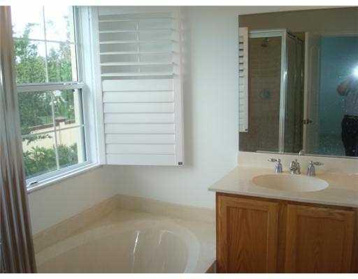 Building Photo - 4206 Cohune Palm Ct