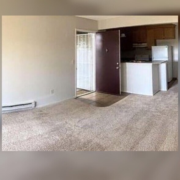 Living Room - 1333 N Camino Alto