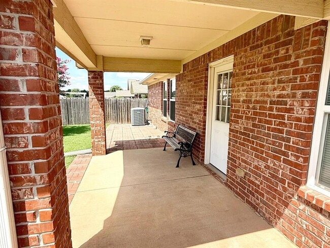Building Photo - 2821 Fennel Rd