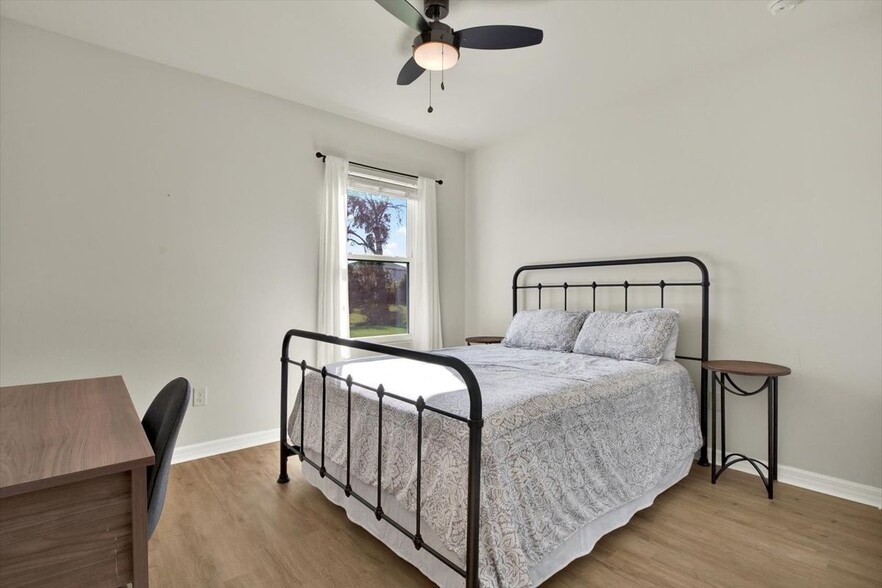 Building Photo - 12029 Myrtle Rock Dr