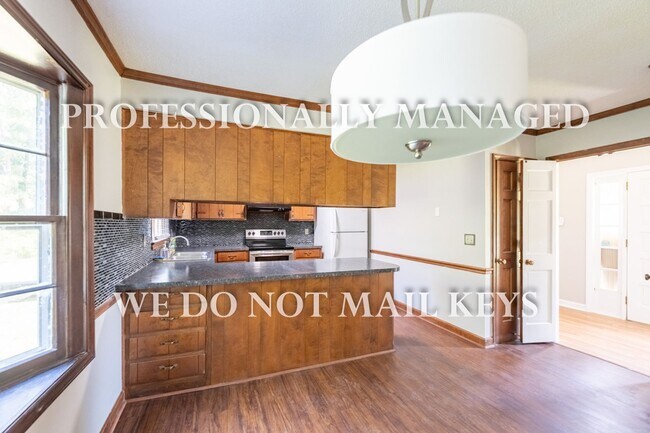 Building Photo - 344 Whitehall Dr