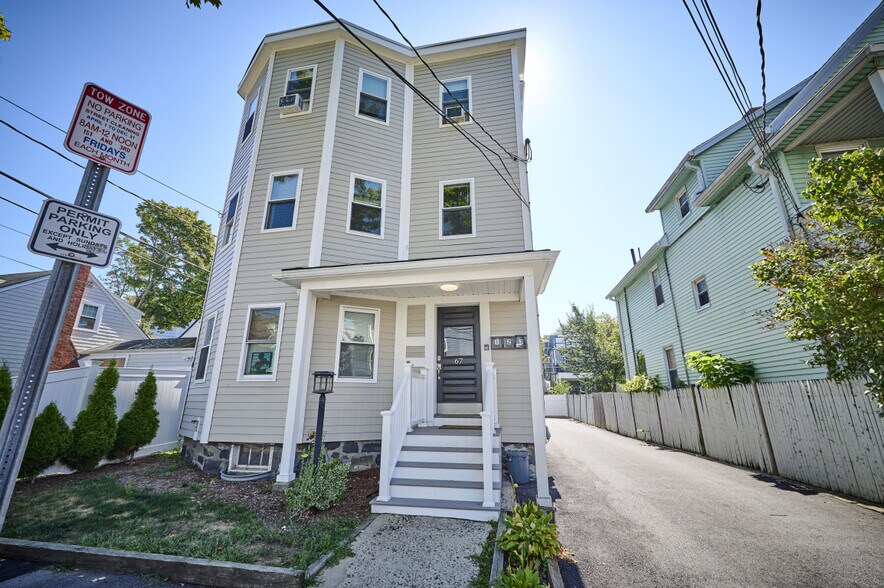 Building Photo - 67 Wheatland St