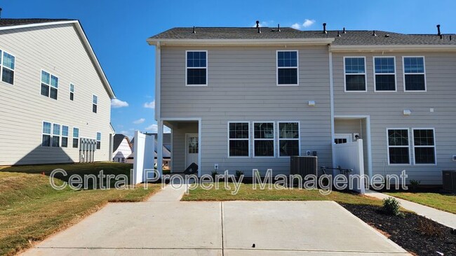 Building Photo - 212 Wakelon Dr