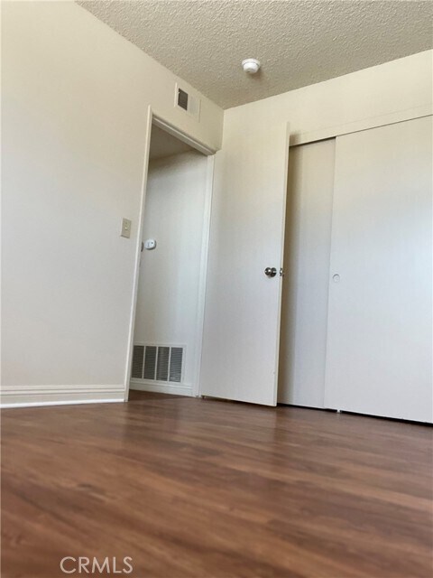 Building Photo - 675 W 18th St