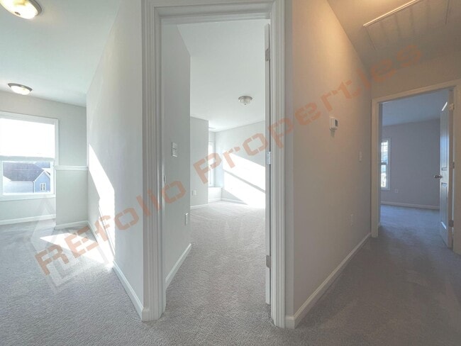 Building Photo - Stunning 4 Bedroom 2.5 Bathroom Home w/ Primary Suite on Main Level @ Ashcroft, Clayton, Availabl...